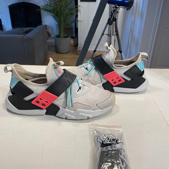 Nike Air Huarache Drift South Beach Dunk Jordan Airmax 90 Mens US 9 Womens 10.5 - Picture 1 of 4